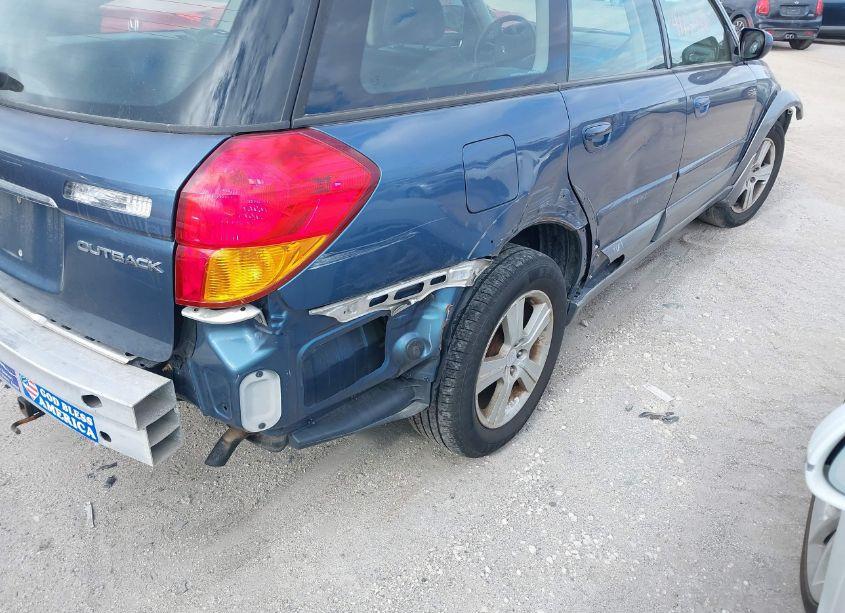 Photo 12 of 2005 Subaru Outback 2.5I LIMITED (VIN 4S4BP62C957302976)