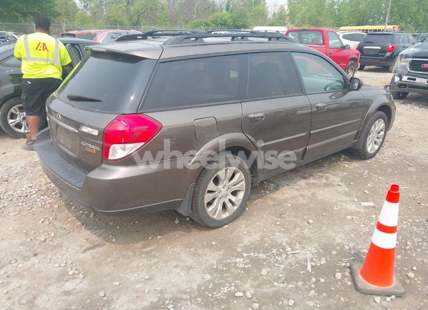 Photo 4 of 2009 Subaru Outback 2.5I LIMITED (VIN 4S4BP66C097310139)