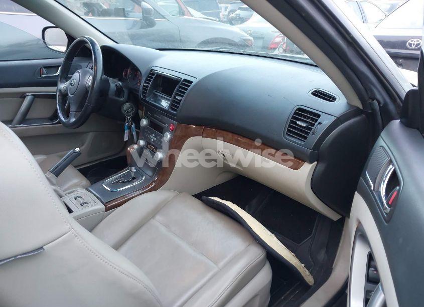 Photo 5 of 2009 Subaru Outback 2.5I LIMITED (VIN 4S4BP66C097339978)