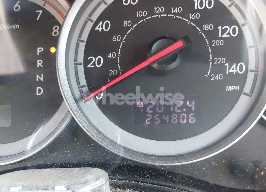 Photo 16 of 2005 Subaru Outback 3.0R L.L. BEAN EDITION (VIN 4S4BP86C254360399)