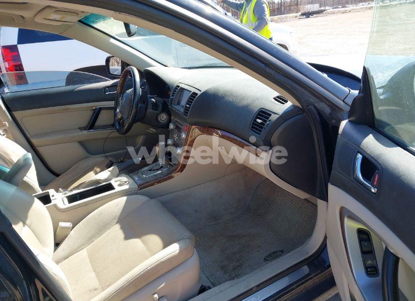 Photo 5 of 2008 Subaru Outback 3.0R L.L. BEAN EDITION (VIN 4S4BP86C684325546)