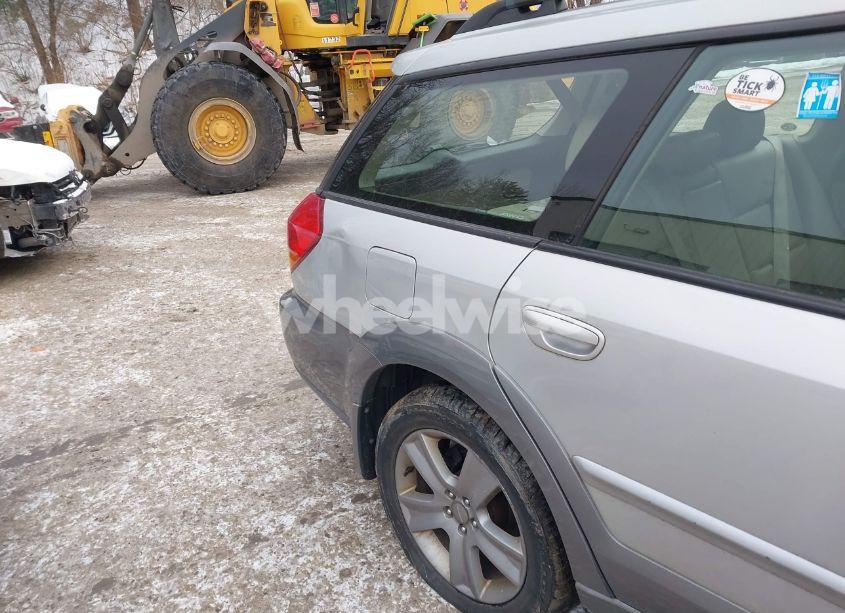 Photo 6 of 2005 Subaru Outback 3.0R L.L. BEAN EDITION (VIN 4S4BP86C854336267)