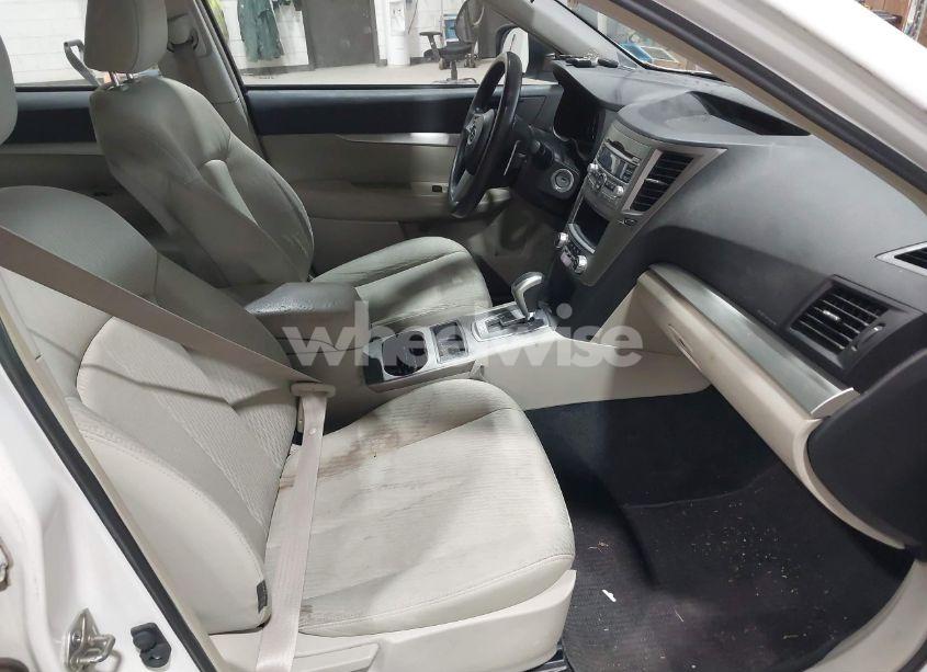 Photo 5 of 2011 Subaru Outback 2.5I (VIN 4S4BRBAC0B3382904)