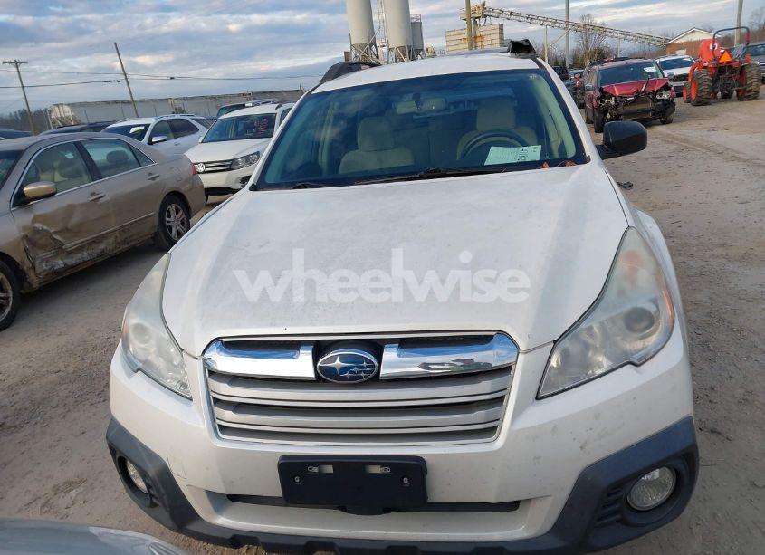 Photo 12 of 2014 Subaru Outback 2.5I (VIN 4S4BRBAC0E3294620)