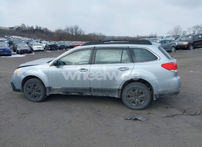 Photo 14 of 2013 Subaru Outback 2.5I (VIN 4S4BRBAC1D3233419)