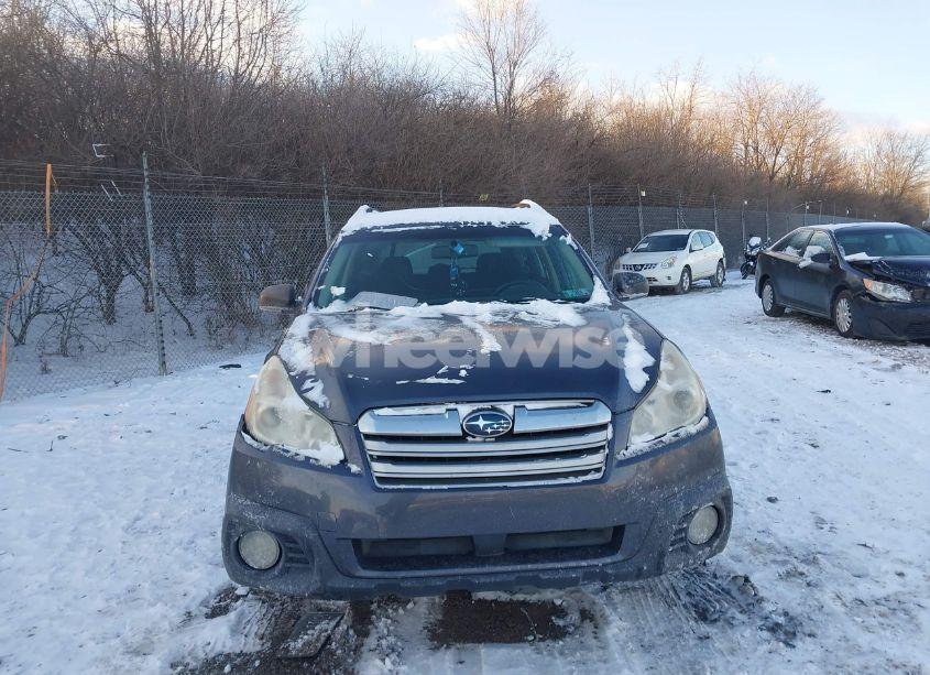 Photo 12 of 2014 Subaru Outback 2.5I (VIN 4S4BRBAC1E3200891)