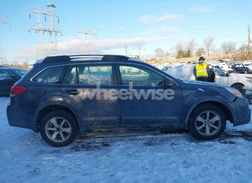 Photo 13 of 2014 Subaru Outback 2.5I (VIN 4S4BRBAC1E3200891)