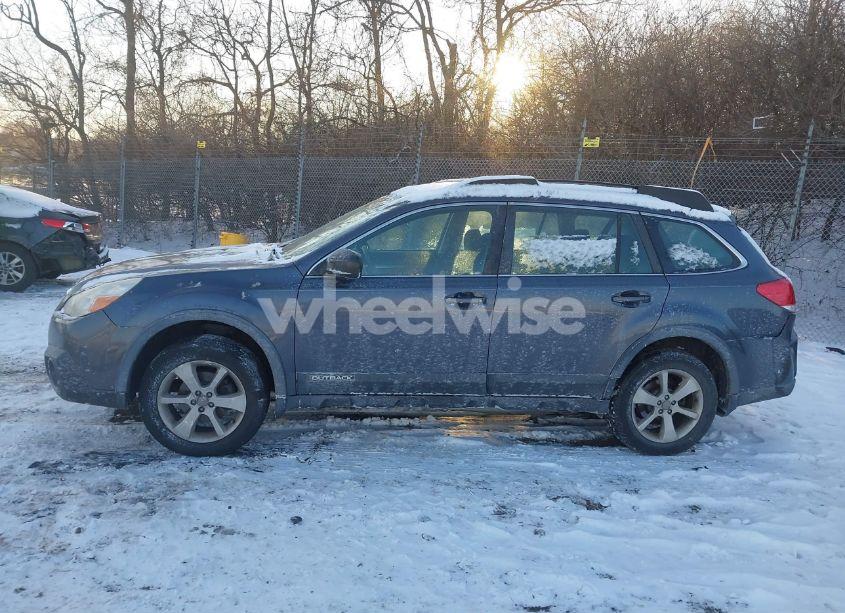 Photo 14 of 2014 Subaru Outback 2.5I (VIN 4S4BRBAC1E3200891)