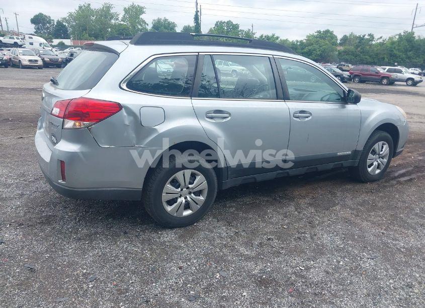 Photo 4 of 2012 Subaru Outback 2.5I (VIN 4S4BRBAC2C3227773)