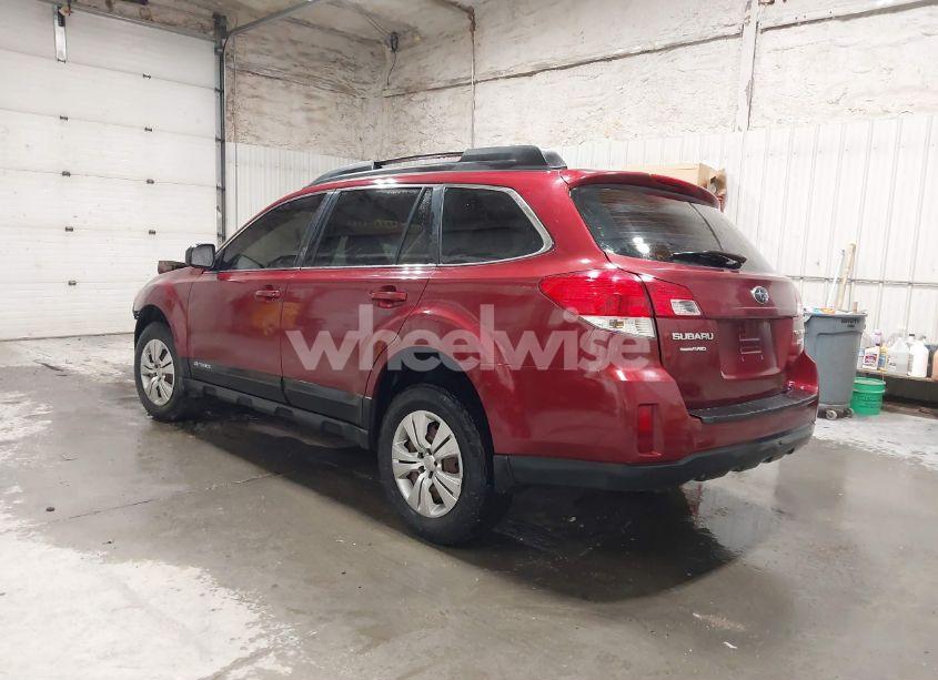 Photo 3 of 2013 Subaru Outback 2.5I (VIN 4S4BRBAC2D3312498)