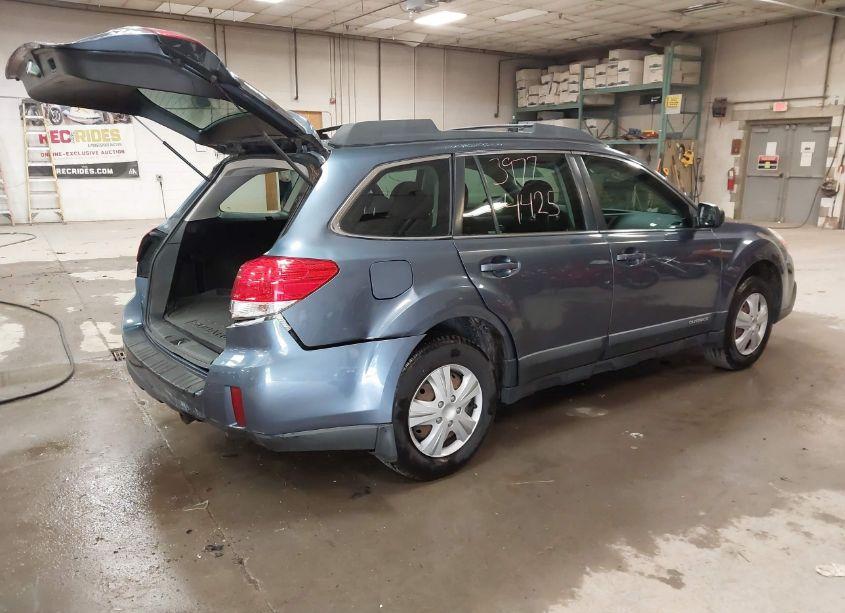 Photo 4 of 2013 Subaru Outback 2.5I (VIN 4S4BRBAC3D3254613)