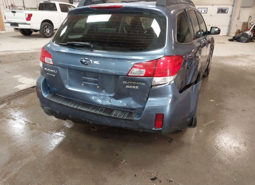 Photo 6 of 2013 Subaru Outback 2.5I (VIN 4S4BRBAC3D3254613)