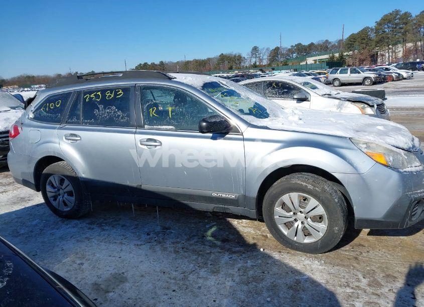 Photo 12 of 2013 Subaru Outback 2.5I (VIN 4S4BRBAC3D3297400)