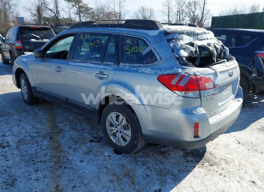 Photo 3 of 2013 Subaru Outback 2.5I (VIN 4S4BRBAC3D3297400)