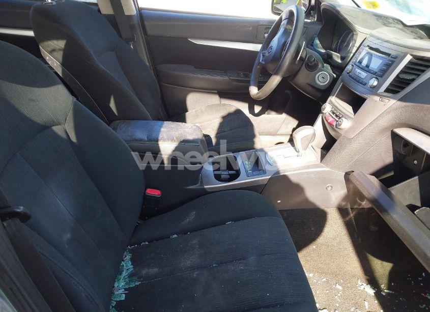 Photo 5 of 2013 Subaru Outback 2.5I (VIN 4S4BRBAC3D3297400)