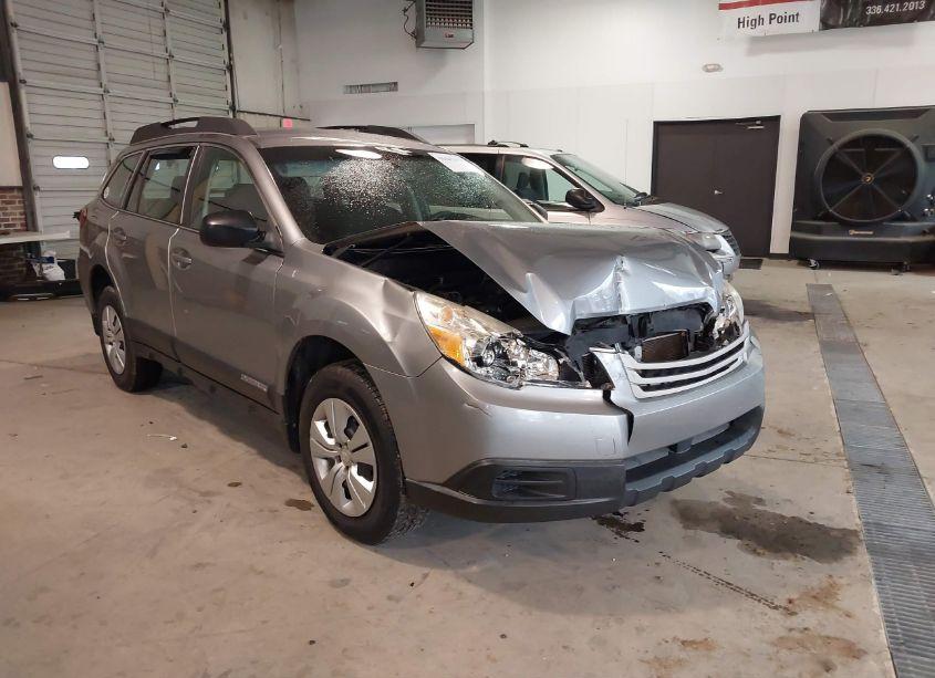 2011 Subaru Outback 2.5I (VIN 4S4BRBAC4B3421963) main photo