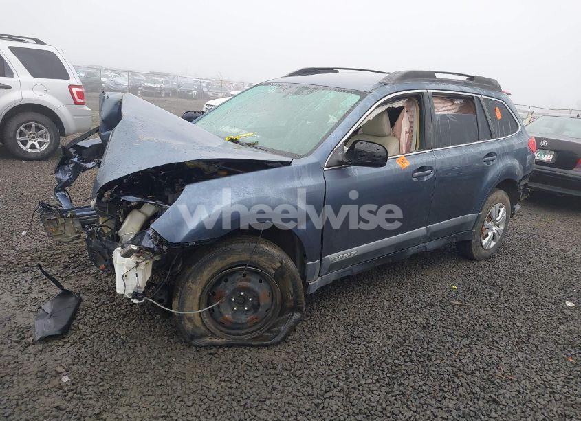 Photo 2 of 2013 Subaru Outback 2.5I (VIN 4S4BRBAC4D3263806)