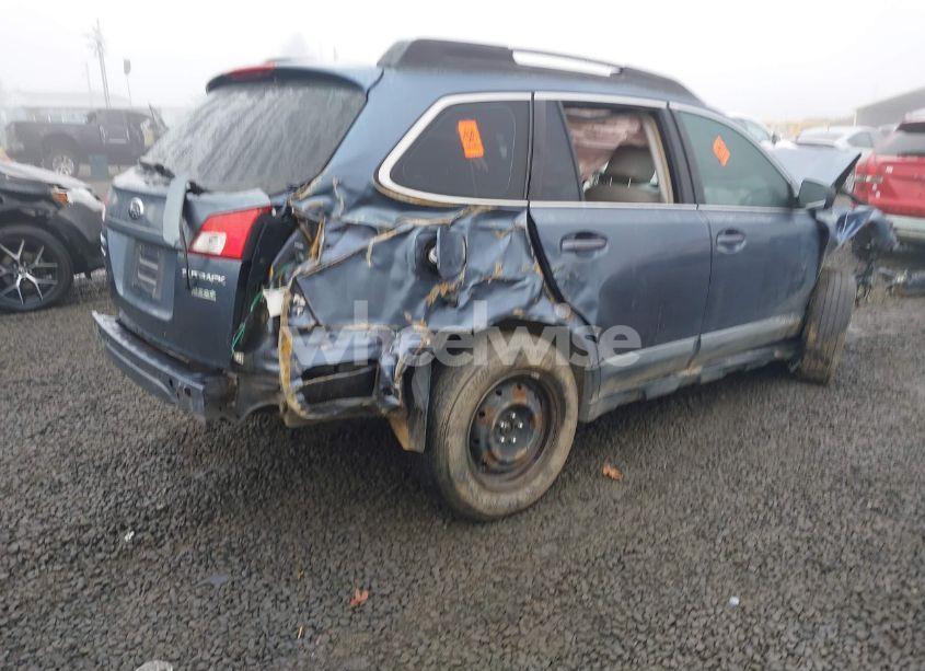 Photo 4 of 2013 Subaru Outback 2.5I (VIN 4S4BRBAC4D3263806)