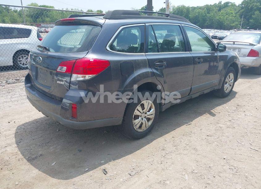 Photo 4 of 2013 Subaru Outback 2.5I (VIN 4S4BRBAC4D3265152)