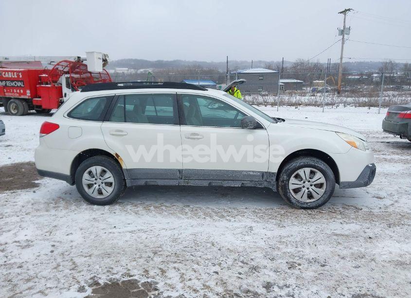 Photo 13 of 2013 Subaru Outback 2.5I (VIN 4S4BRBAC4D3321784)