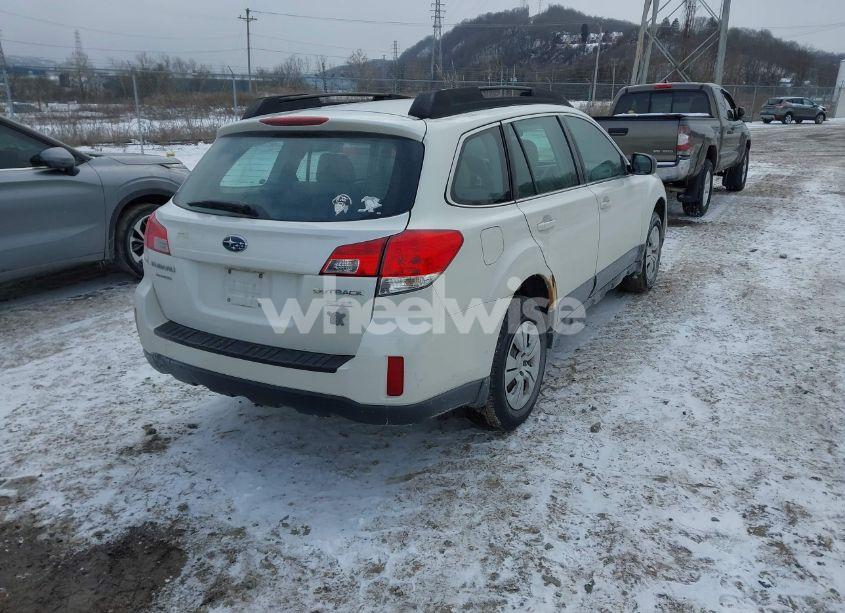 Photo 4 of 2013 Subaru Outback 2.5I (VIN 4S4BRBAC4D3321784)