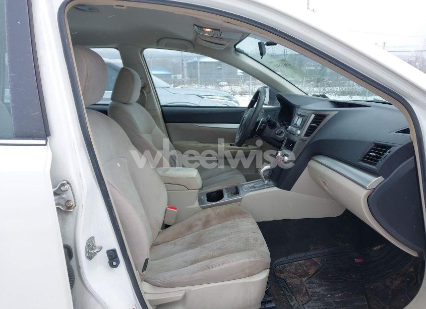 Photo 5 of 2013 Subaru Outback 2.5I (VIN 4S4BRBAC4D3321784)