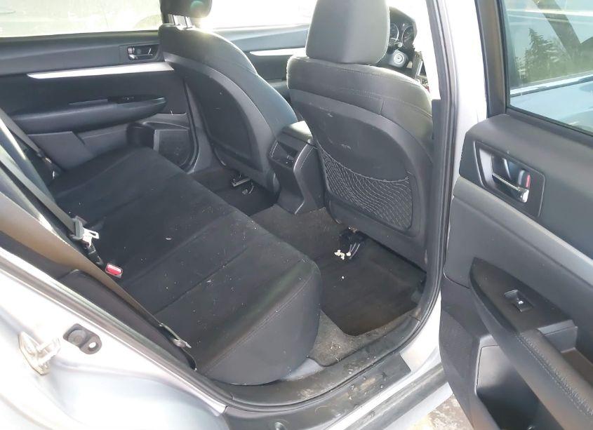 Photo 8 of 2014 Subaru Outback 2.5I (VIN 4S4BRBAC4E3220391)