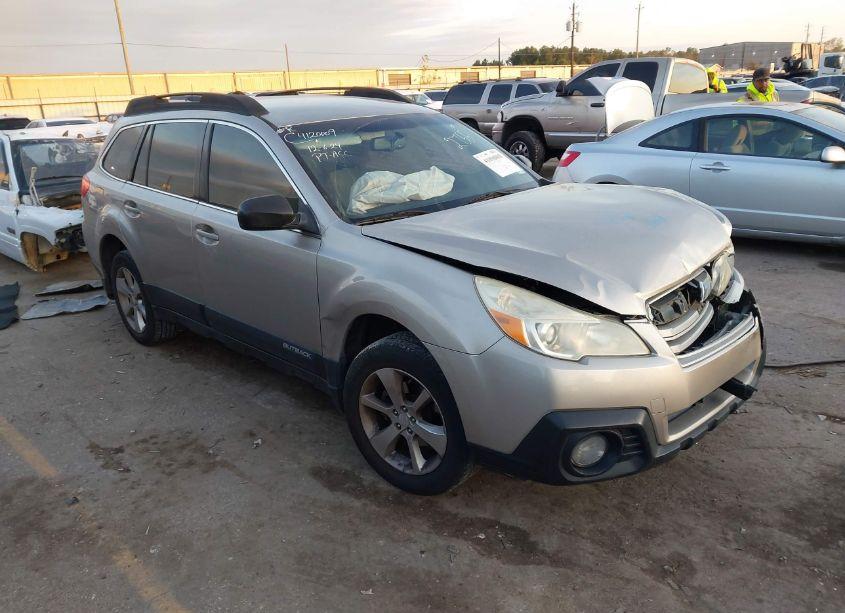 2014 Subaru Outback 2.5I (VIN 4S4BRBAC4E3222755) main photo