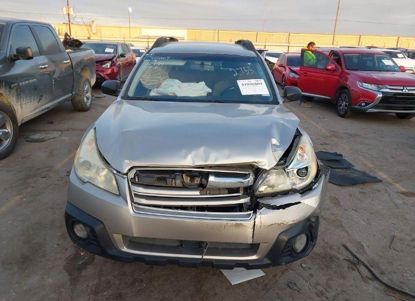 Photo 12 of 2014 Subaru Outback 2.5I (VIN 4S4BRBAC4E3222755)
