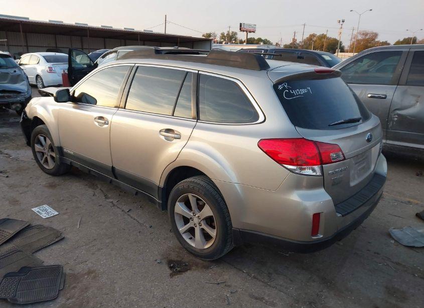 Photo 3 of 2014 Subaru Outback 2.5I (VIN 4S4BRBAC4E3222755)
