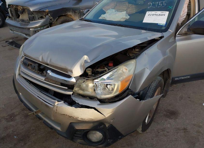 Photo 6 of 2014 Subaru Outback 2.5I (VIN 4S4BRBAC4E3222755)