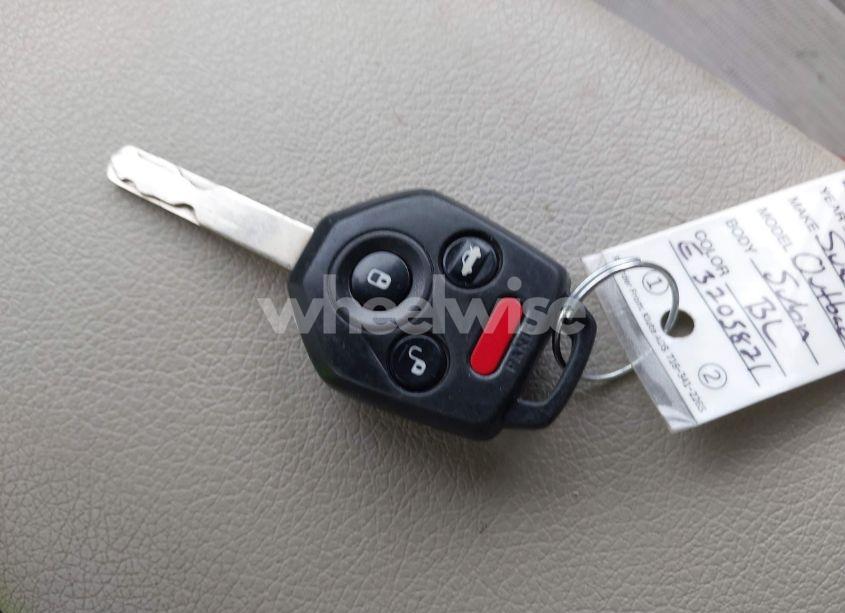 Photo 11 of 2014 Subaru Outback 2.5I (VIN 4S4BRBAC5E3205821)