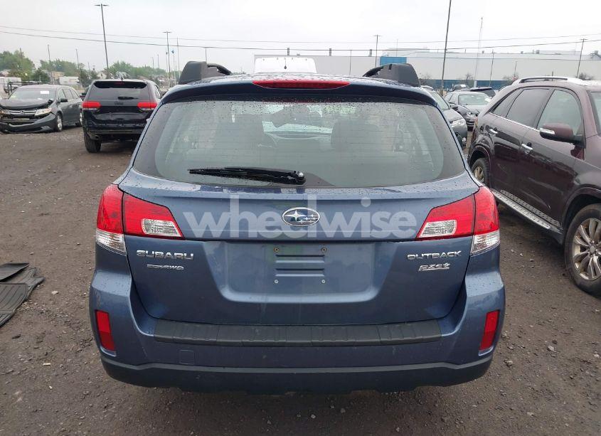Photo 16 of 2014 Subaru Outback 2.5I (VIN 4S4BRBAC5E3205821)
