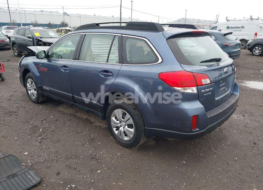 Photo 3 of 2014 Subaru Outback 2.5I (VIN 4S4BRBAC5E3205821)