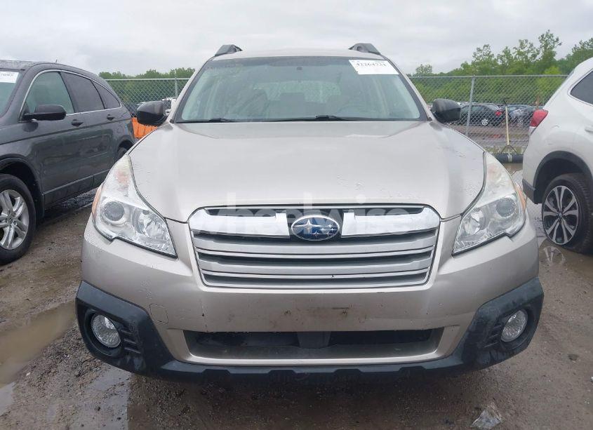 Photo 12 of 2014 Subaru Outback 2.5I (VIN 4S4BRBAC5E3297982)