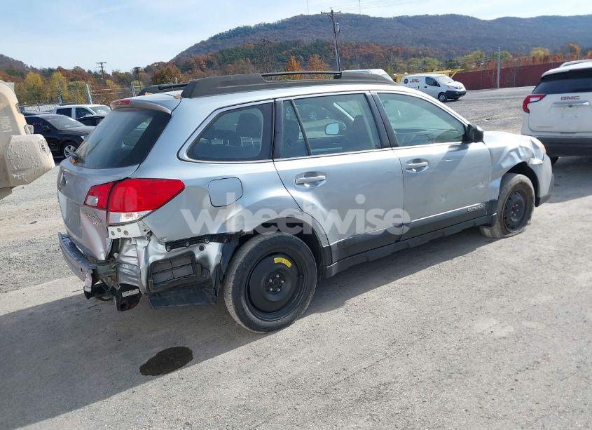 Photo 4 of 2013 Subaru Outback 2.5I (VIN 4S4BRBAC6D3287914)