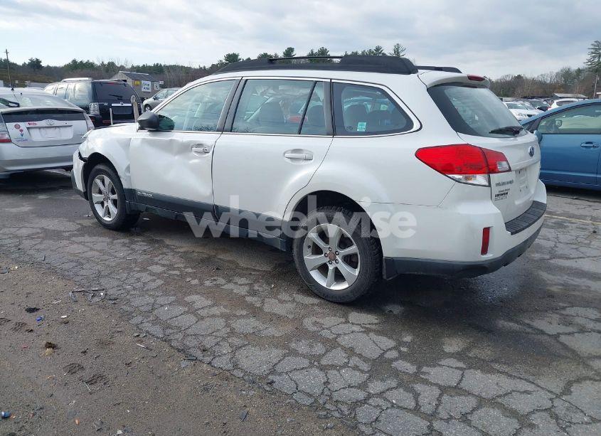 Photo 3 of 2014 Subaru Outback 2.5I (VIN 4S4BRBAC6E3316376)