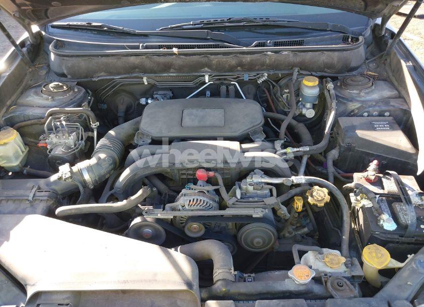 Photo 10 of 2010 Subaru Outback 2.5I (VIN 4S4BRBAC7A3324853)