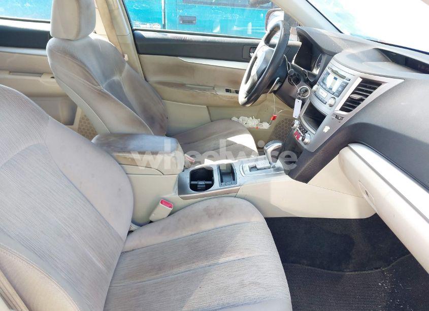 Photo 5 of 2013 Subaru Outback 2.5I (VIN 4S4BRBAC7D3240620)