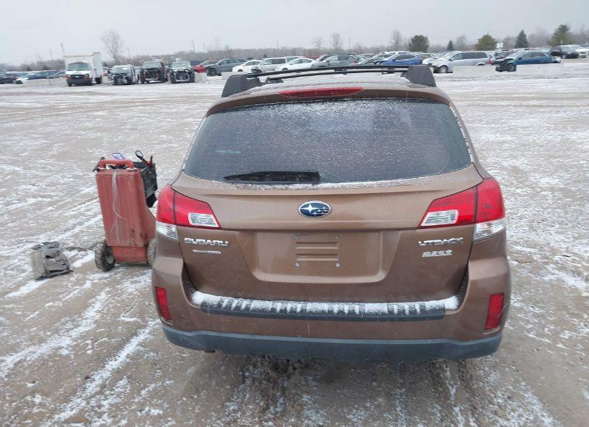 Photo 16 of 2013 Subaru Outback 2.5I (VIN 4S4BRBAC7D3262052)