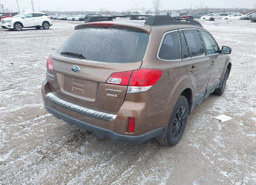 Photo 4 of 2013 Subaru Outback 2.5I (VIN 4S4BRBAC7D3262052)
