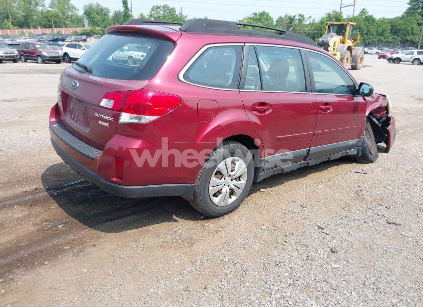 Photo 4 of 2013 Subaru Outback 2.5I (VIN 4S4BRBAC8D3282973)