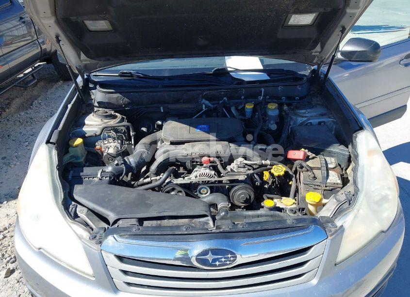 Photo 10 of 2011 Subaru Outback 2.5I (VIN 4S4BRBAC9B1341974)