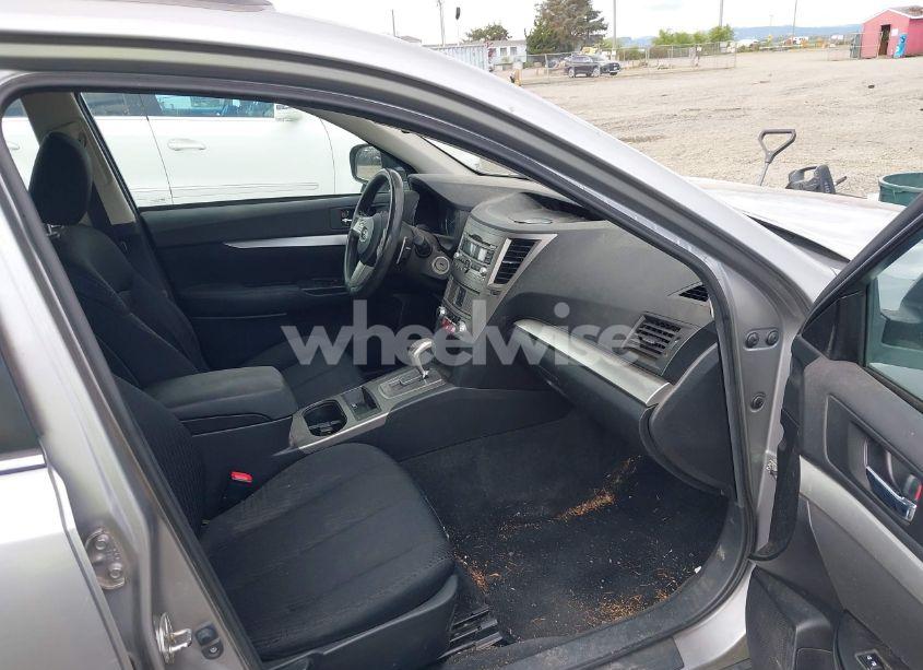 Photo 5 of 2011 Subaru Outback 2.5I (VIN 4S4BRBAC9B3397305)