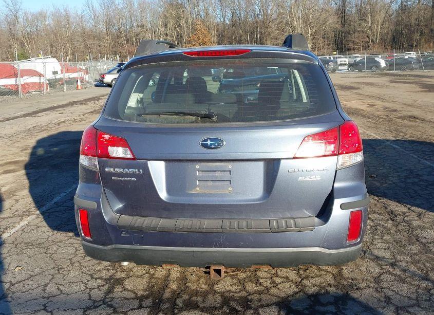 Photo 16 of 2013 Subaru Outback 2.5I (VIN 4S4BRBAC9D1286753)