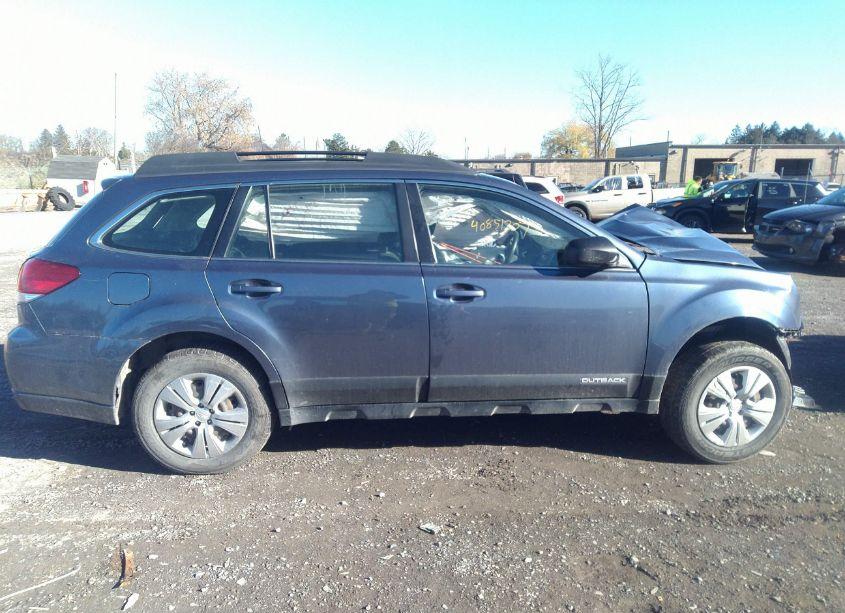 Photo 13 of 2013 Subaru Outback 2.5I (VIN 4S4BRBAC9D1319332)