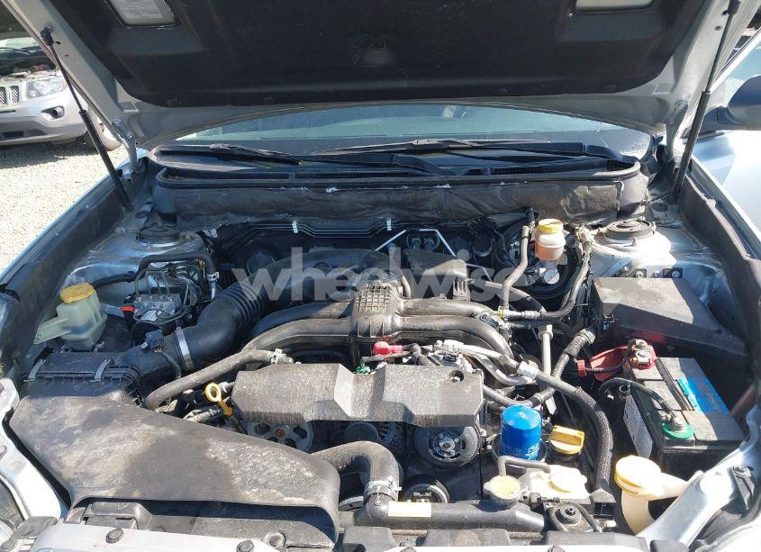 Photo 10 of 2013 Subaru Outback 2.5I (VIN 4S4BRBAC9D3310733)