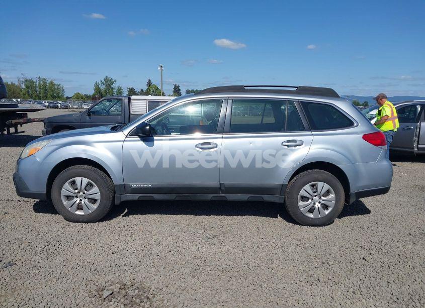 Photo 14 of 2013 Subaru Outback 2.5I (VIN 4S4BRBAC9D3310733)