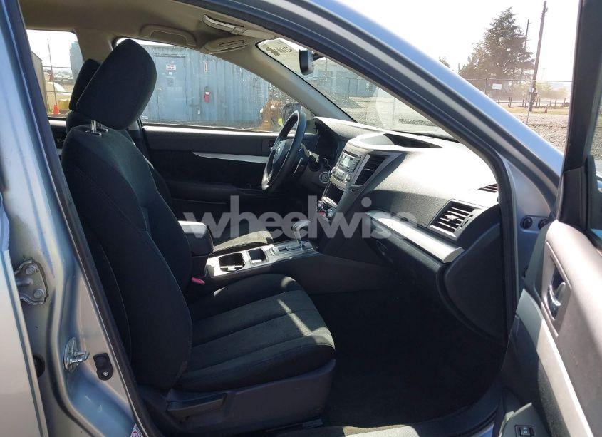 Photo 5 of 2013 Subaru Outback 2.5I (VIN 4S4BRBAC9D3310733)