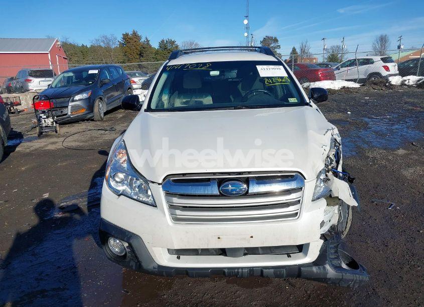 Photo 12 of 2014 Subaru Outback 2.5I (VIN 4S4BRBAC9E3242869)